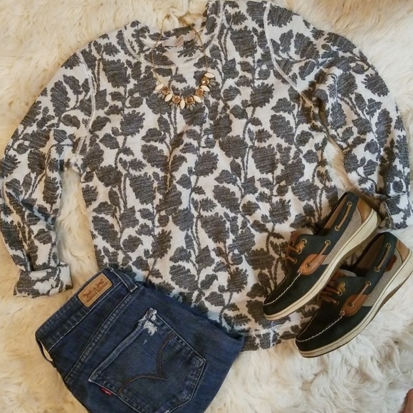 LOFT Sweaters - Ann Taylor Loft Grey and White Floral Sweater